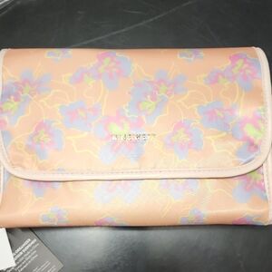 Nine West Travel Hanging Orginizer